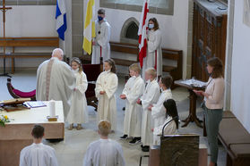 Feier der 1. Heiligen Kommunion in Sankt Crescentius (Foto: Karl-Franz Thiede)